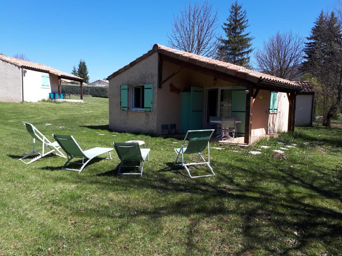 Logis Hotel Le Ceans Orpierre Exterior photo