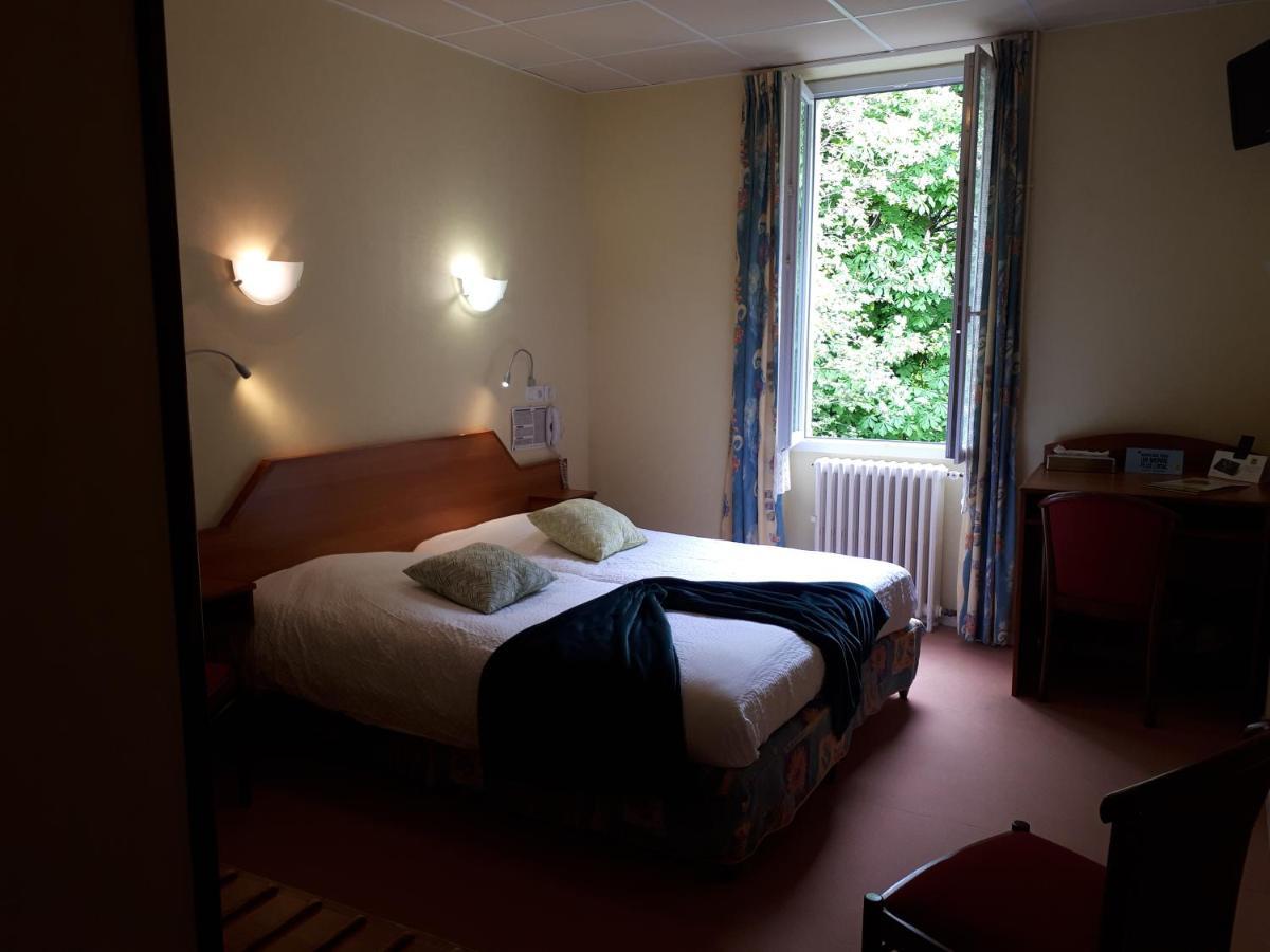Logis Hotel Le Ceans Orpierre Exterior photo